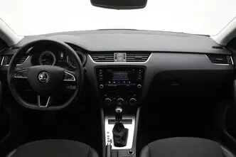 Škoda Octavia, 1.6, 85 kW, diisel, automaat, esivedu