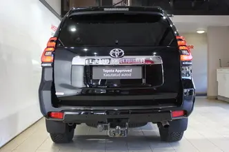 Toyota Land Cruiser, 2.8, 150 kW, diesel, automatic, four-wheel drive