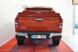 Isuzu D-Max, 1.9, 120 kW, дизель, автомат, полный привод