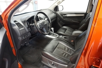 Isuzu D-Max, 1.9, 120 kW, дизель, автомат, полный привод