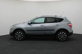 Nissan Qashqai, 1.6, 86 kW, бензин, механическая, передний привод