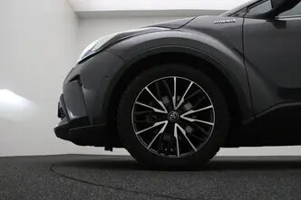 Toyota C-HR, 2.0, 112 kW, hübriid, automaat, esivedu