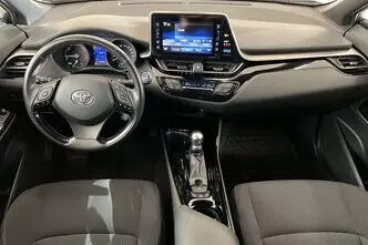 Toyota C-HR, 1.8, 72 kW, hybrid p+e, automatic, front-wheel drive