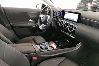 Mercedes-Benz CLA 180, 1.3, 100 kW, automaat, esivedu