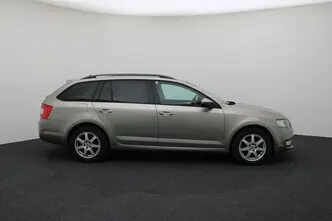 Škoda Octavia, 1.6, 81 kW, diisel, automaat, esivedu