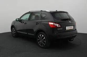 Nissan Qashqai, 1.6, 96 kW, diesel, manual, front-wheel drive