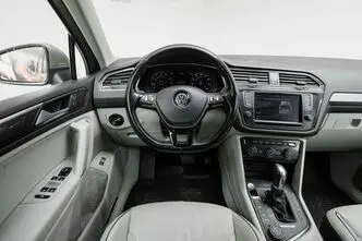 Volkswagen Tiguan, 2.0, 132 kW, bensiin, automaat, nelikvedu