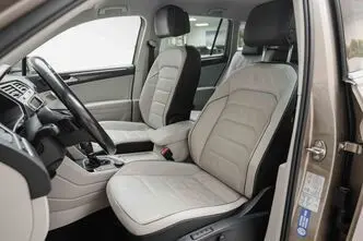 Volkswagen Tiguan, 2.0, 132 kW, bensiin, automaat, nelikvedu