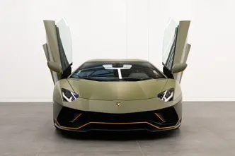 Lamborghini Aventador, 6.5, 574 kW, bensiin, automaat, nelikvedu