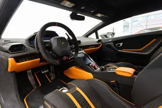 Lamborghini Huracán, 5.2, 470 kW, bensiin, automaat, tagavedu