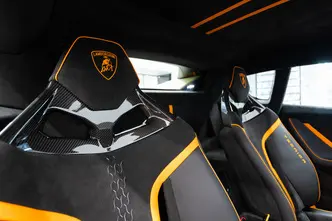 Lamborghini Huracán, 5.2, 470 kW, bensiin, automaat, tagavedu