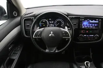 Mitsubishi Outlander, 2.0, 89 kW, pistikhübriid, automaat, nelikvedu