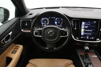 Volvo V60 Cross Country, 2.0, 140 kW, diisel, automaat, nelikvedu