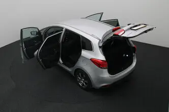 Kia Carens, 1.6, 99 kW, bensiin, manuaal, esivedu