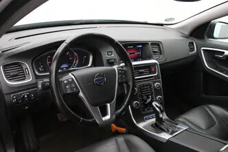 Volvo V60, 2.4, 162 kW, pistikhübriid, automaat, nelikvedu