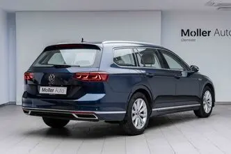 Volkswagen Passat, 1.0, 158 kW, bensiin, automaat, esivedu