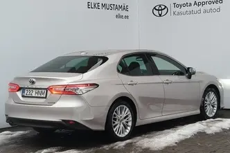 Toyota Camry, 2.5, 131 kW, hybrid, automatic, front-wheel drive