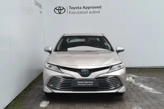 Toyota Camry, 2.5, 131 kW, hybrid, automatic, front-wheel drive