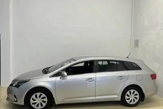 Toyota Avensis, 1.8, 108 kW, petrol, manual, front-wheel drive