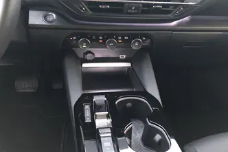 Citroën C5 X, 1.6, 132 kW, pistikhübriid, automaat, esivedu
