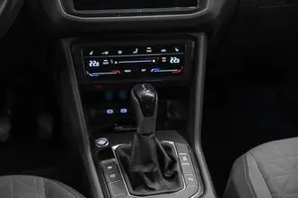 Volkswagen Tiguan, 2.0, 110 kW, bensiin, automaat, esivedu