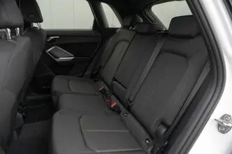 Audi Q3, 2.0, 110 kW, bensiin, automaat, esivedu