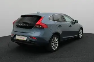 Volvo V40, 1.6, 84 kW, diesel, manual, front-wheel drive