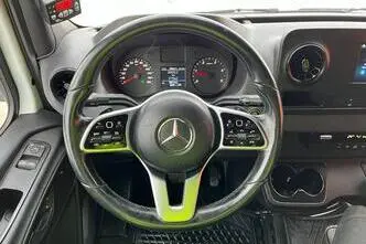 Mercedes-Benz Sprinter, 125 kW, diisel, automaat