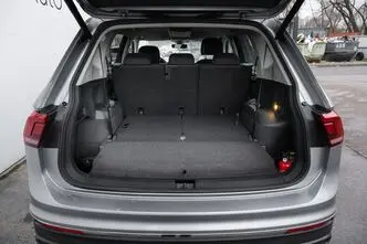 Volkswagen Tiguan, 2.0, 110 kW, petrol, automatic, front-wheel drive