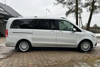 Mercedes-Benz V 220, 2.1, 120 kW, diesel, automatic, rear-wheel drive