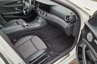 Mercedes-Benz E 200, 110 kW, diisel, automaat, tagavedu