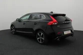 Volvo V40, 2.0, 110 kW, diisel, automaat, esivedu