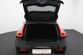 Volvo V40, 2.0, 110 kW, diisel, automaat, esivedu