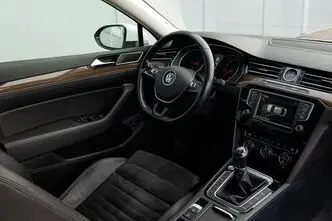 Volkswagen Passat, 2.0, 110 kW, diisel, manuaal, esivedu