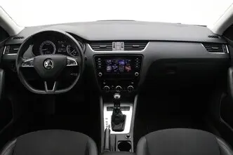 Škoda Octavia, 1.6, 85 kW, diisel, automaat, esivedu