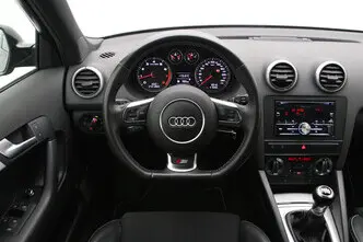 Audi A3, 1.2, 77 kW, bensiin, manuaal, esivedu