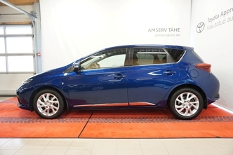 Toyota Auris, 1.6, 97 kW, bensiin, automaat, esivedu