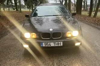 BMW 520, 2.0, 110 kW, bensiin, automaat, tagavedu