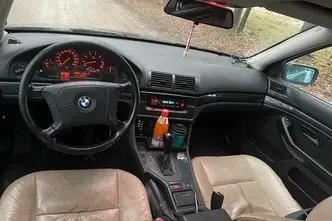 BMW 520, 2.0, 110 kW, bensiin, automaat, tagavedu