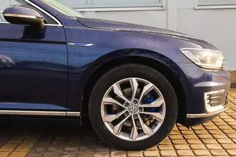 Volkswagen Passat, 1.0, 150 kW, bensiin, automaat