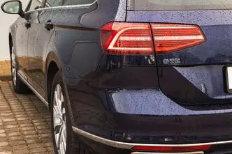 Volkswagen Passat, 1.0, 150 kW, bensiin, automaat