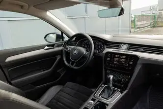 Volkswagen Passat, 1.0, 150 kW, bensiin, automaat