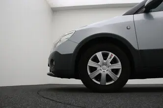 Škoda Roomster, 1.2, 63 kW, bensiin, manuaal, esivedu