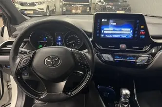 Toyota C-HR, 1.8, 72 kW, hübriid, automaat, esivedu