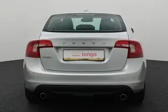 Volvo S60, 1.6, 110 kW, bensiin, manuaal, esivedu