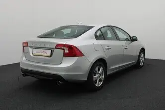 Volvo S60, 1.6, 110 kW, bensiin, manuaal, esivedu