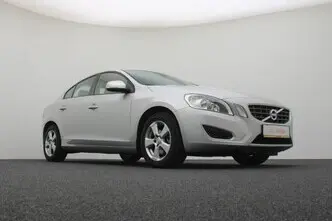 Volvo S60, 1.6, 110 kW, bensiin, manuaal, esivedu