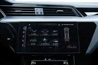 Audi e-tron, 230 kW, elekter, automaat, nelikvedu