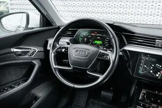 Audi e-tron, 230 kW, elekter, automaat, nelikvedu