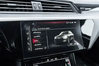 Audi e-tron, 230 kW, elekter, automaat, nelikvedu